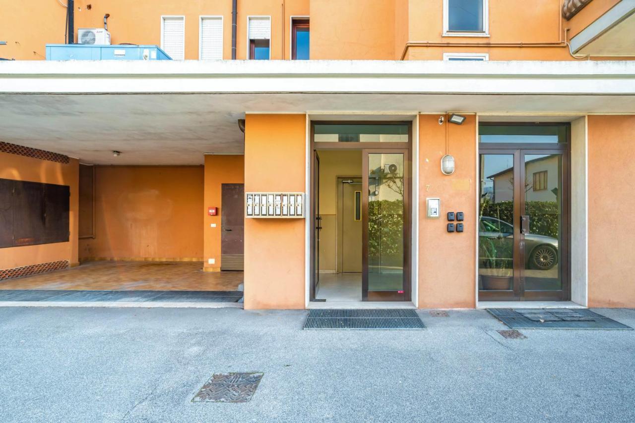 The House Of Butterflies Apartment